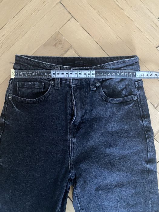 Джинси Stradivarus 32 р