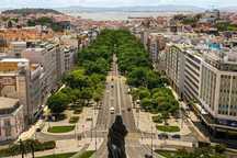 Apartamento T8 em edificío historico Marquês de Pombal.