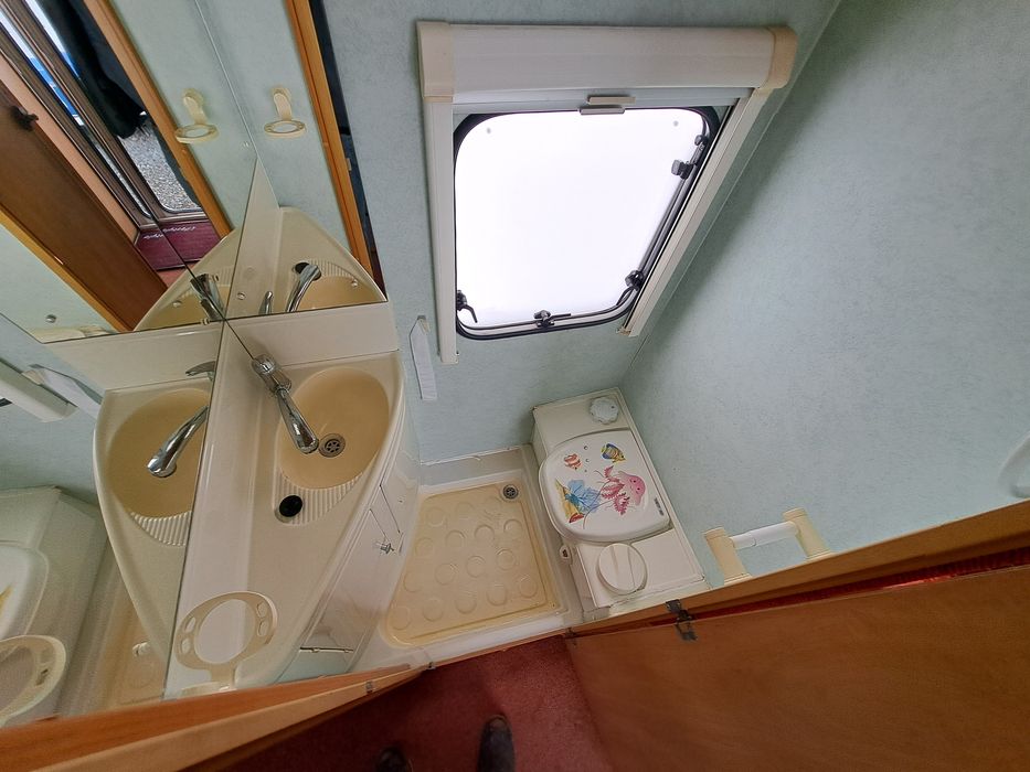 Przyczepa kempingowa zarejstrowana 4-5 osobowa