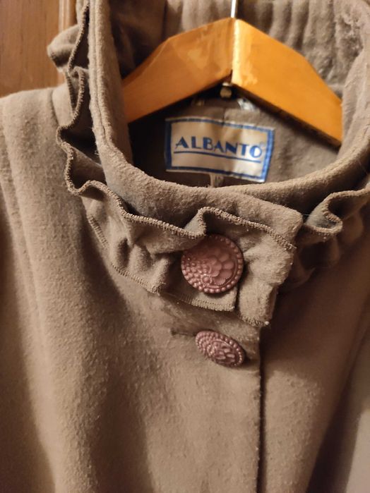 Пальто демисезонное