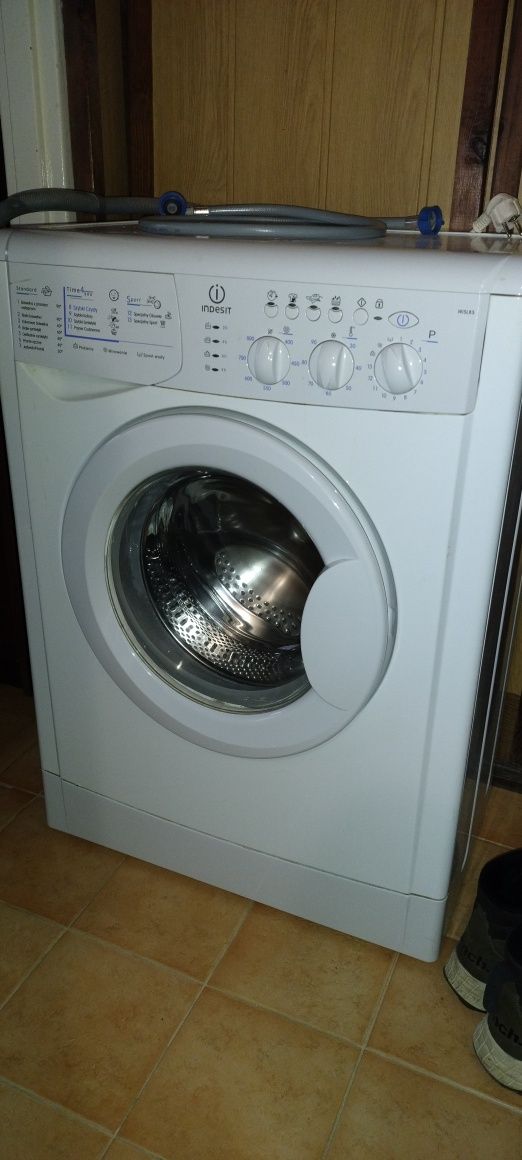 Pralka Indesit WISL85