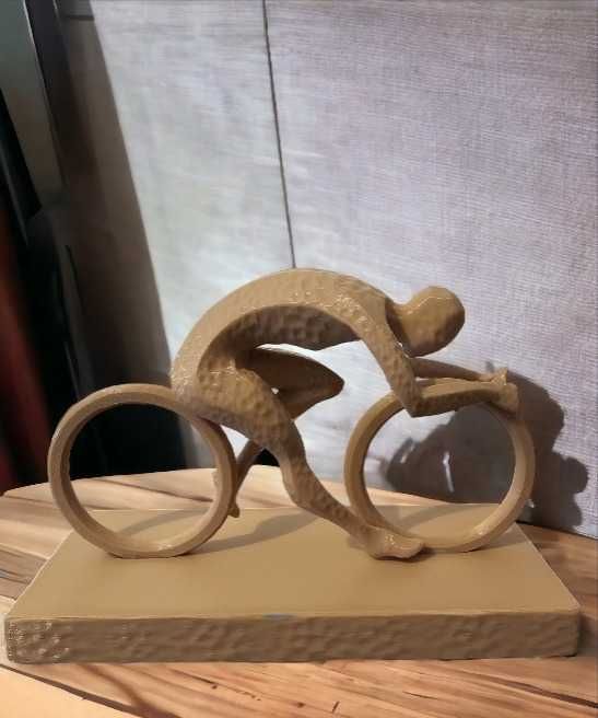Escultura Decorativa 3D - Ciclista Estilizado - Montijo