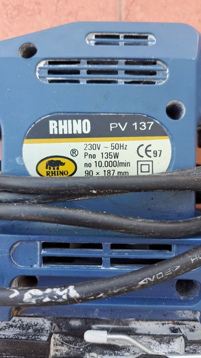 Lixadora Rhino 135 watts