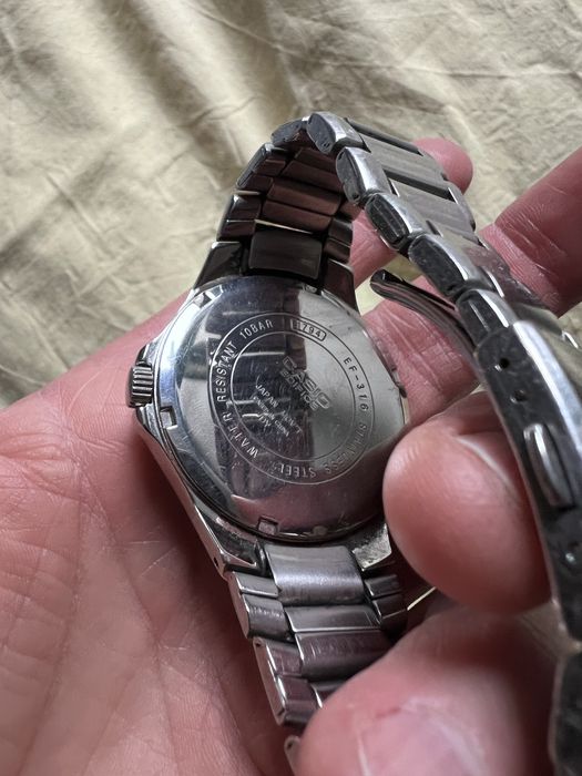 Zegarek casio uszkodzony