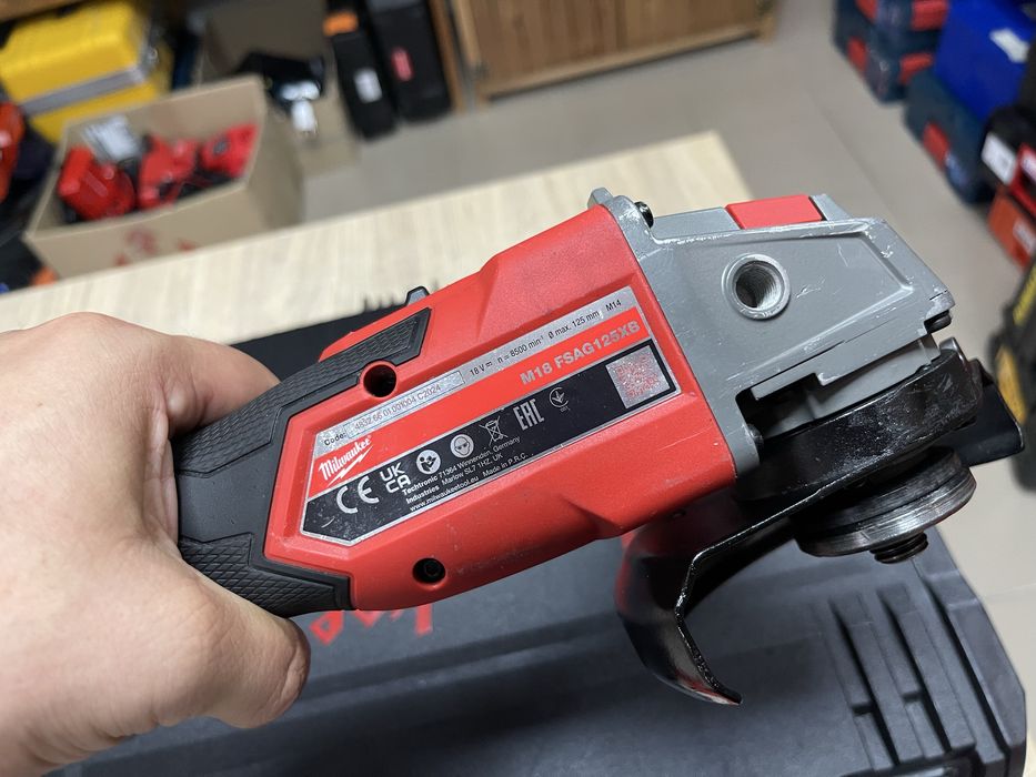 Milwaukee M18 FSAG125XB / безщіткова болгарка Мілвокі 18V