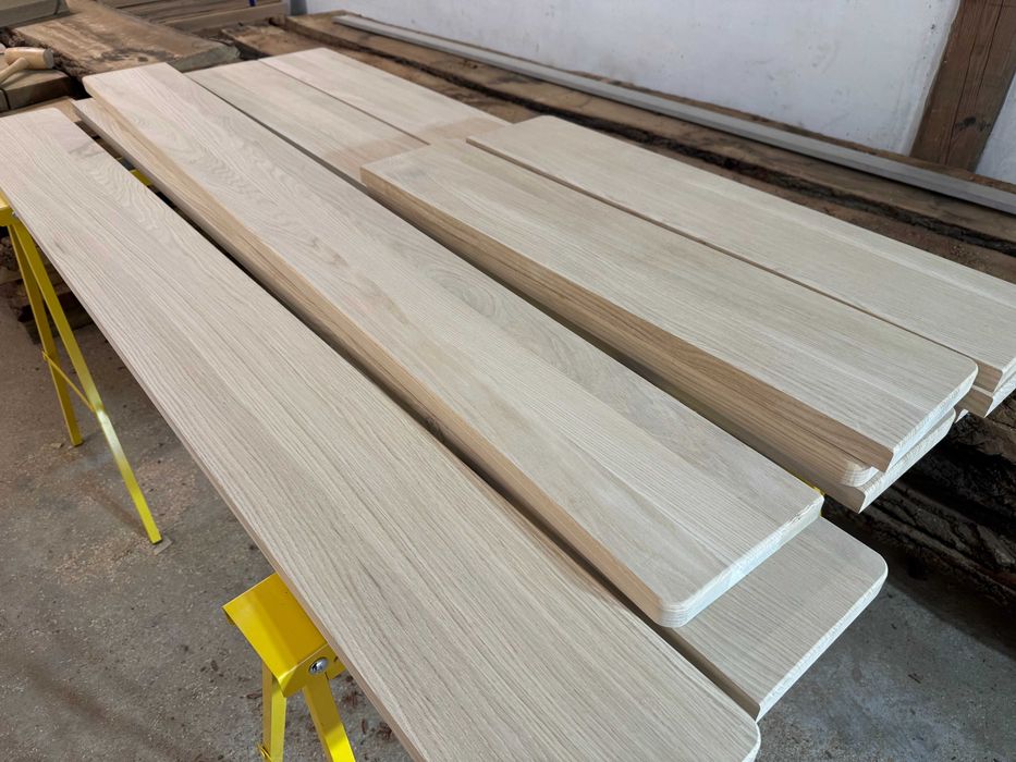 Parapety dębowe, producent