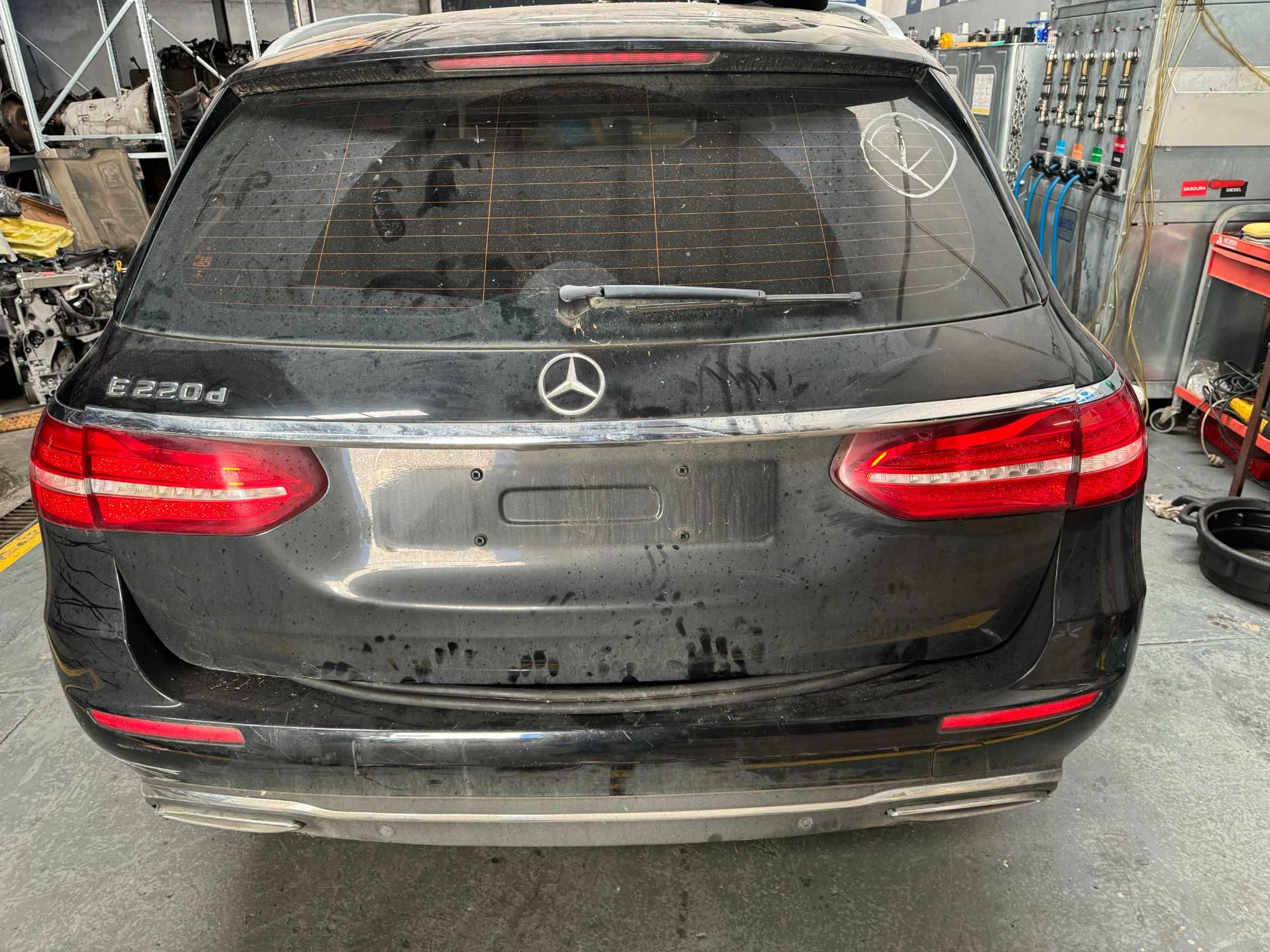 Mercedes E220 de 2016 W213 com cx. de 9 v para Peças