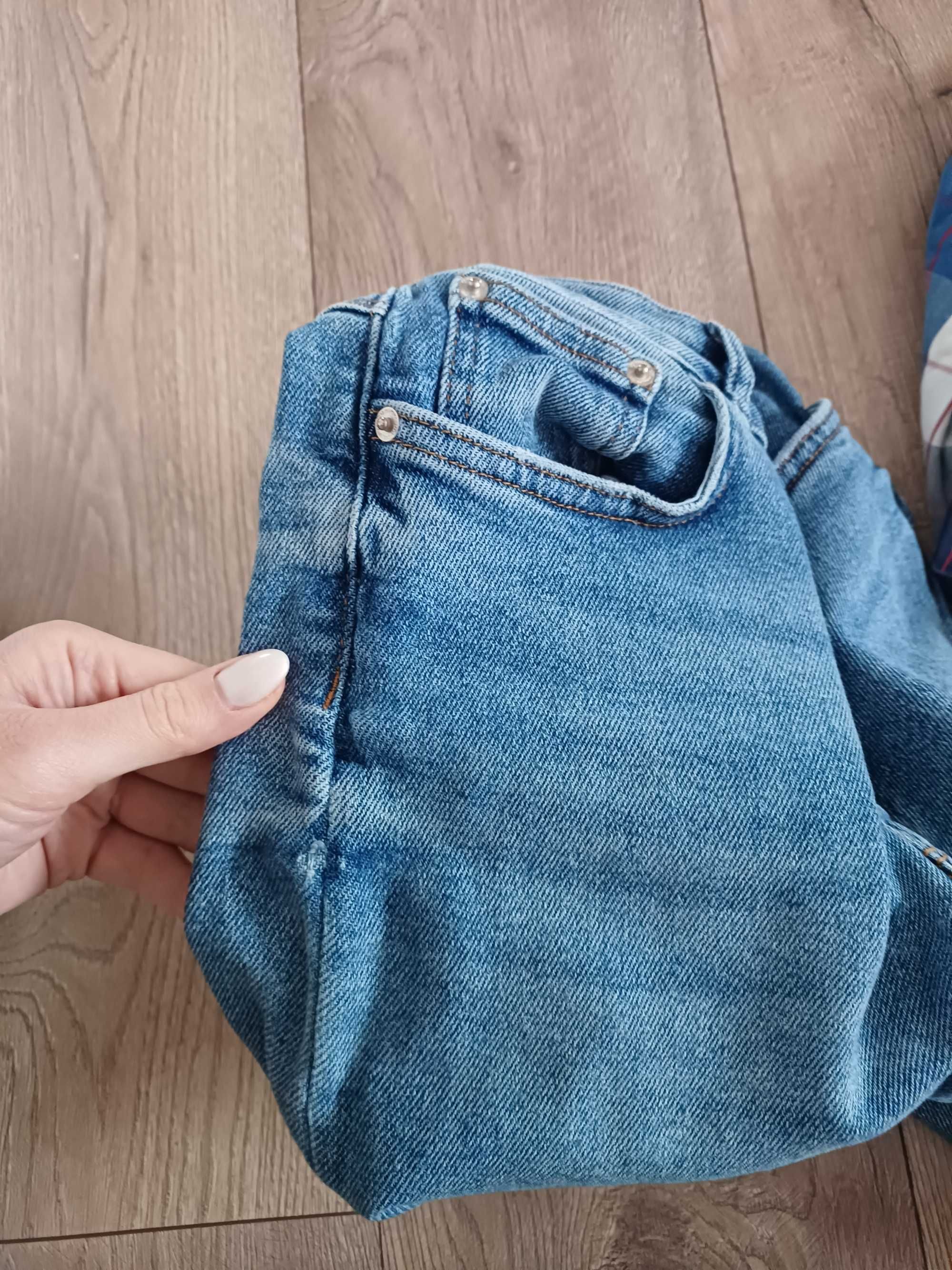 Zara jeansy z wysokim stanem, z przetarciami r.38, M dżinsy rurki