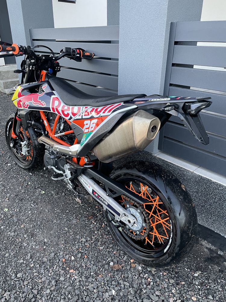 Ktm 690 smc r (2020)