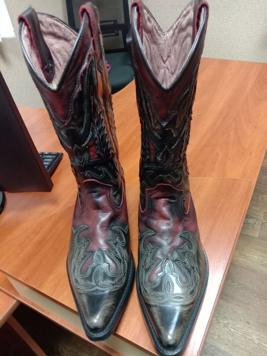 Ковбойские сапоги 42- размер