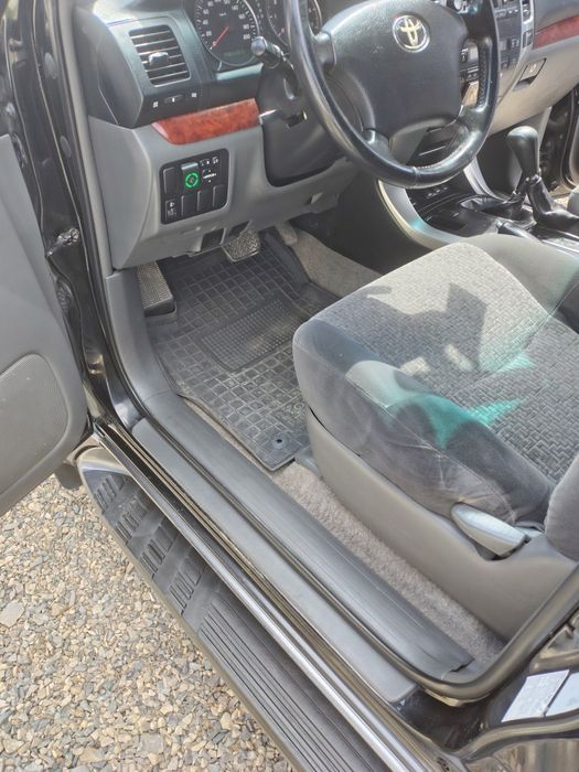 Продам Land Cruiser Prado 120