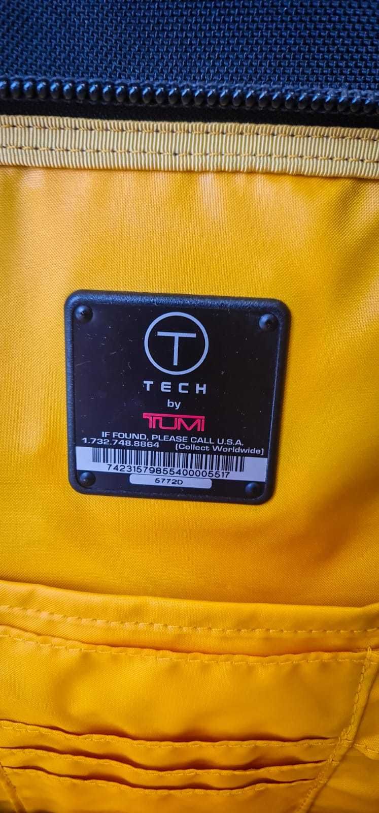 Mochila-Trolley T-Tech by TUMI (modelo 20”) – preta – com TUMI Tracer®