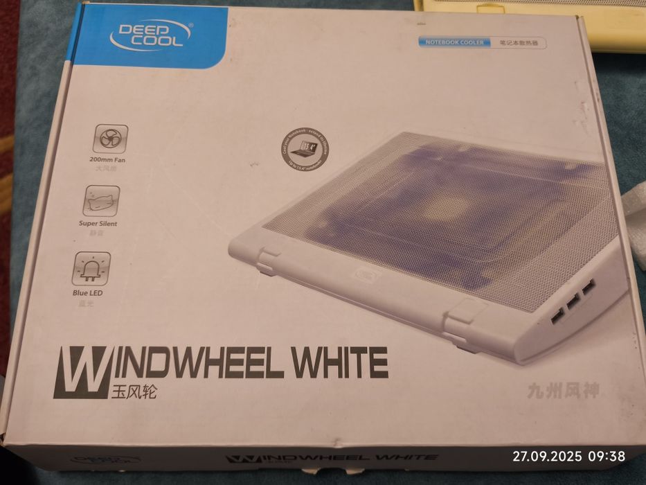 Підставка під ноутбук з охолодженням DeepCool