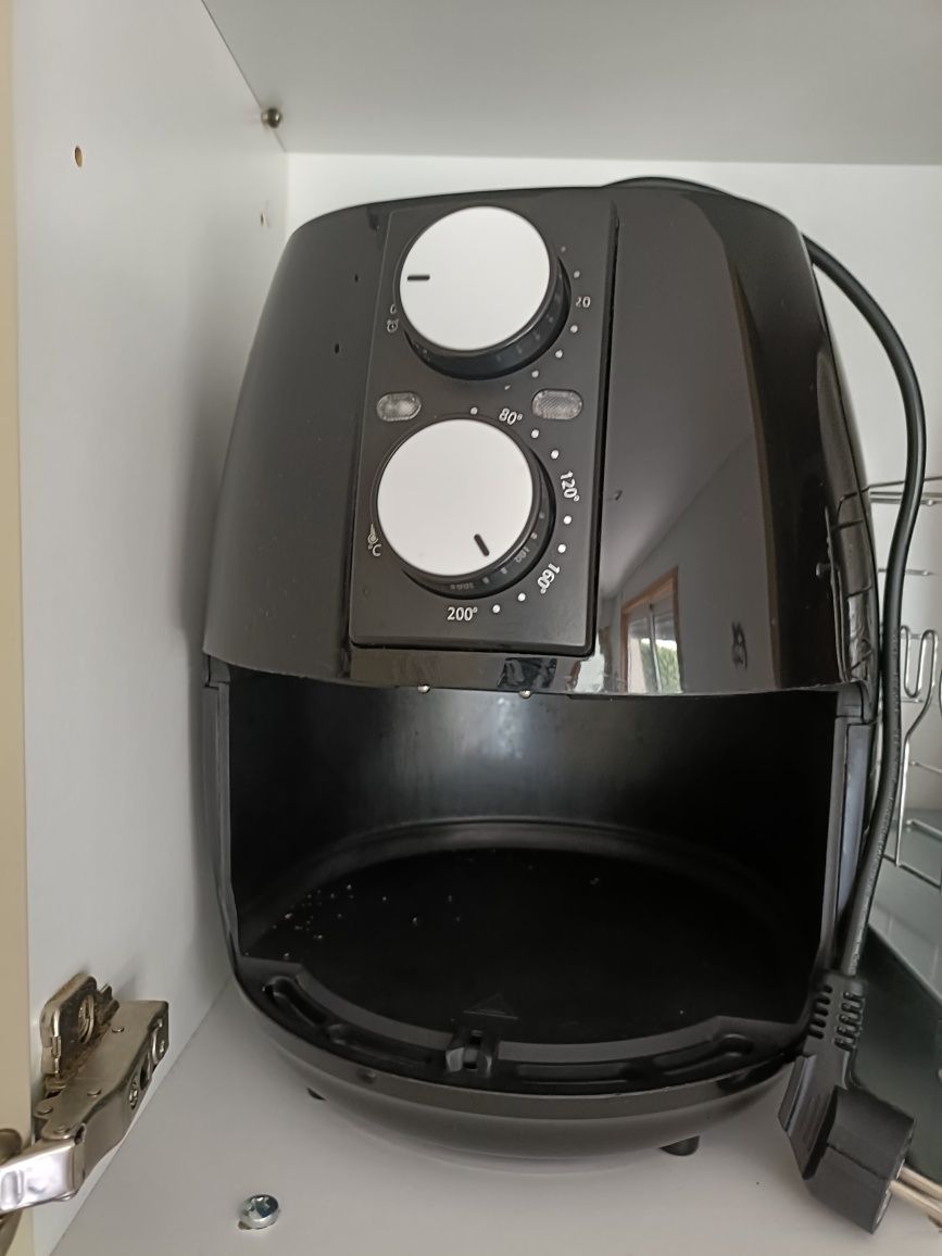 Air fryer 1400watts