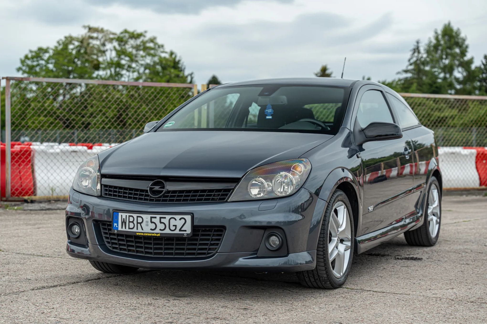 Opel Astra Piekna OPC Recaro 1.8 140KM