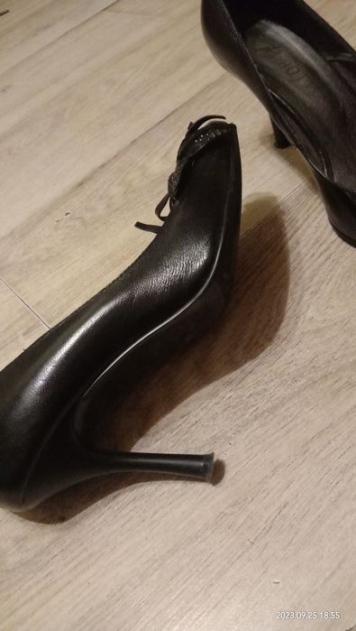 Туфли женские кожаные