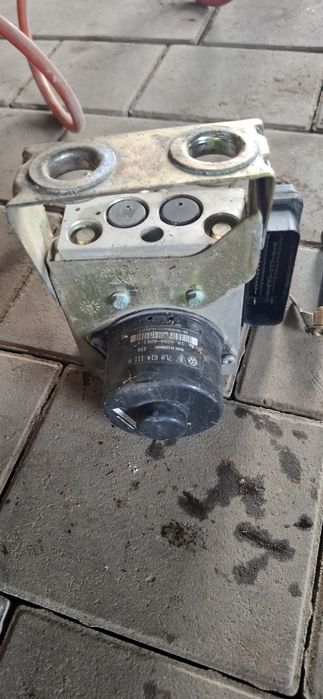 Блок ABS ESP VW туарег aydi Q7 порш каєн  7L0614111H ,7L0907379G