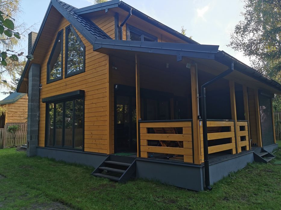 Nowy Dom nad jeziorem linia brzego ,prywatny pomost,sauna i jacuzzi