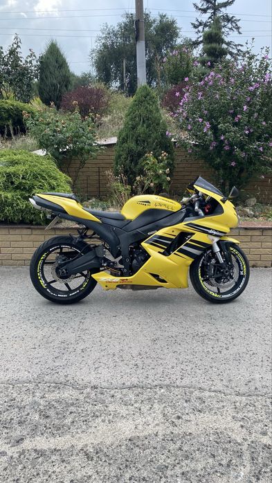 Продам kawasaki zx6r 2008 год