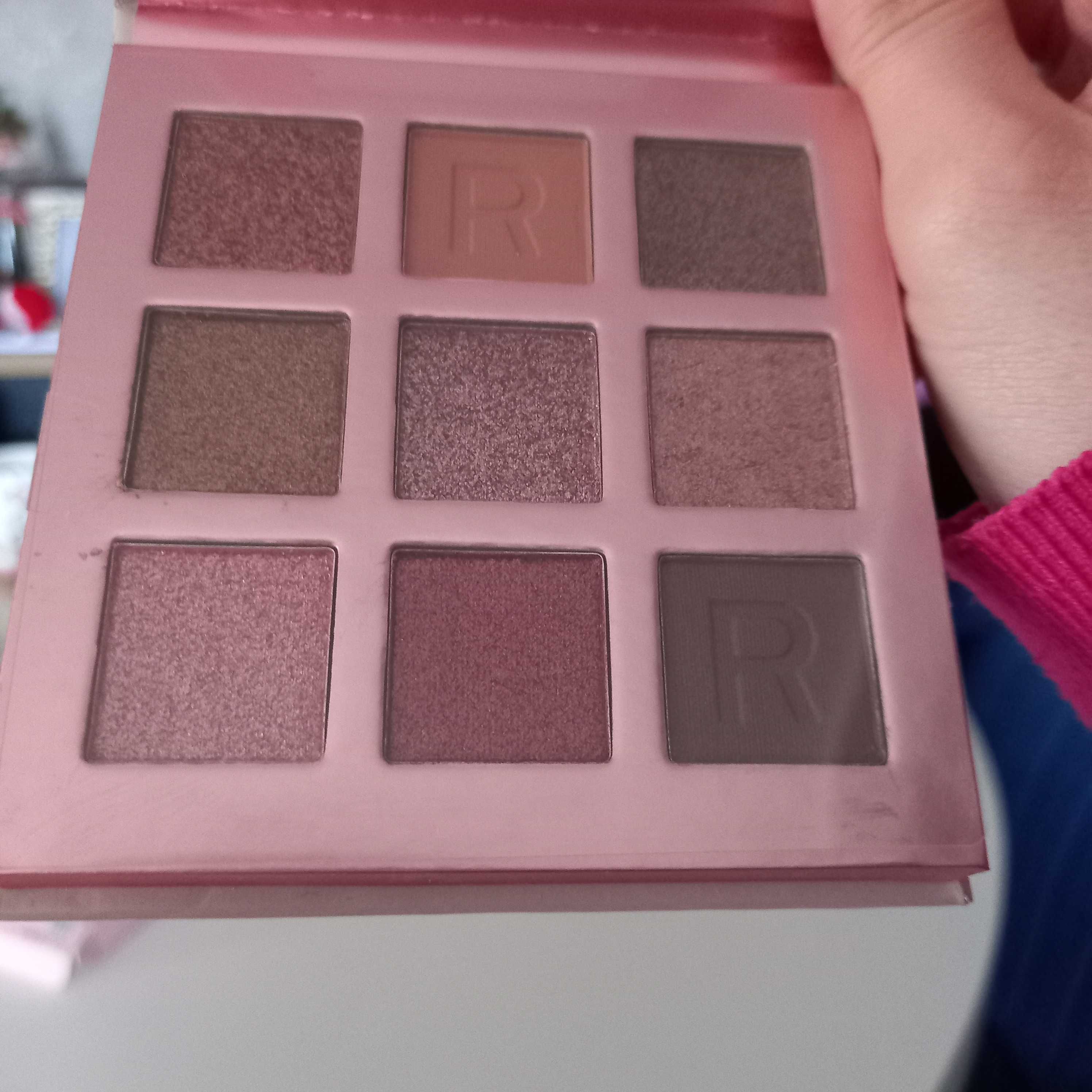 Revolution Dream Glow Eyeshadow