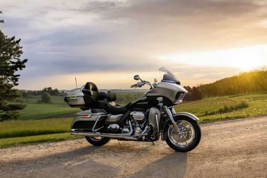 Радіатор Harley-Davidson Touring Road Glide Ultra FLTRU 2011-