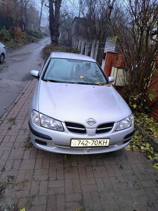 2001 Nissan Almera 1.8 бензин