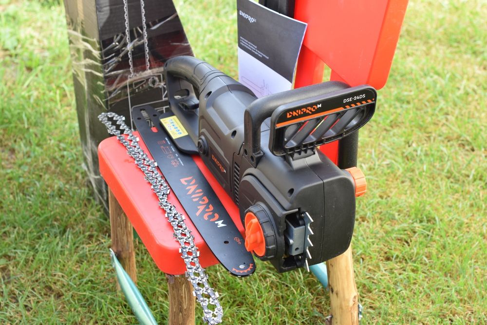 Електропила ланцюгова Dnipro-M DSE-24DS