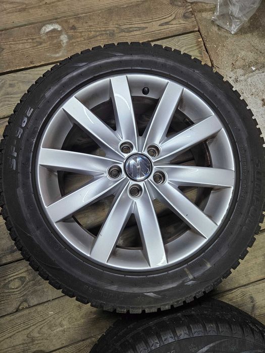 Felgi aluminiowe vw original  opony zimowe Sunfull