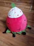 Pluszowa truskawka Torva Ikea pluszak truskaweczka  kawaii maskotka