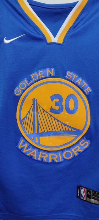 Майка Стефен Каррі