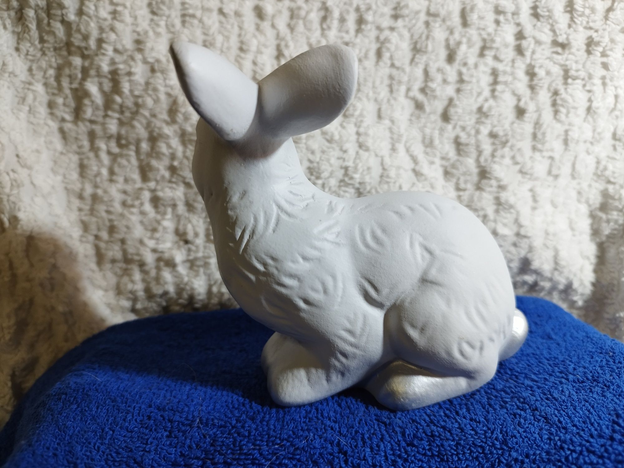 Figurka królik zajączek króliczek