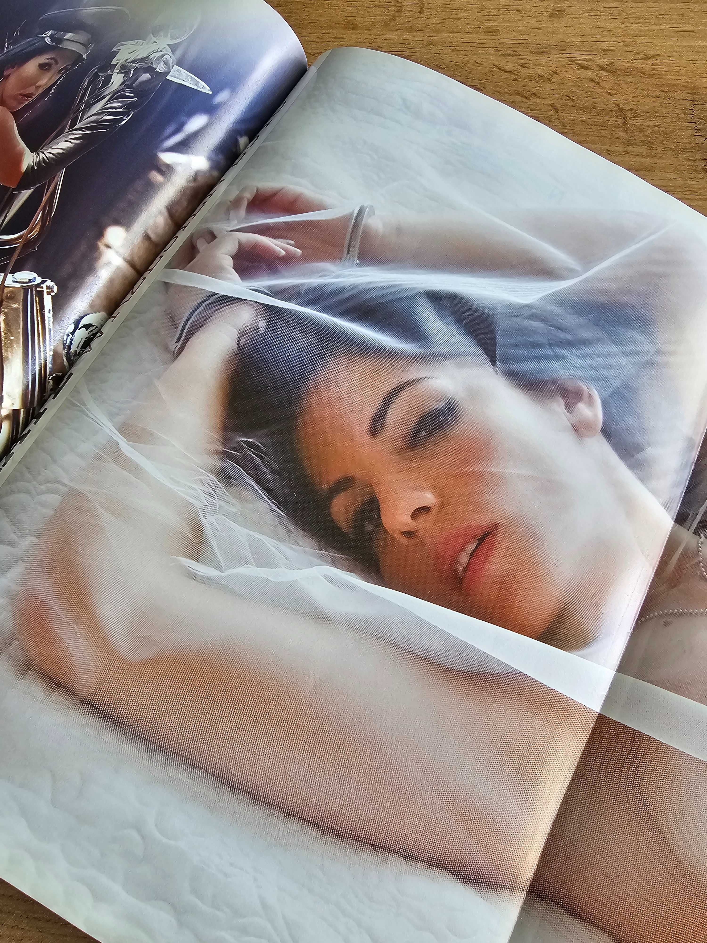 Playboy 9/2010 - Maroca, Angelika Jakubowska - Miss Polonia