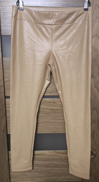 Легінси бєжеві жіночі, штучна шкіра, фліс, бренду Esmara