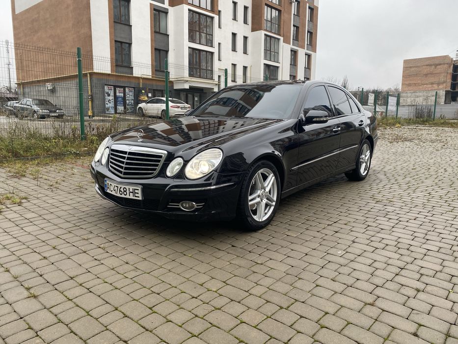 Продам Мерседес 211