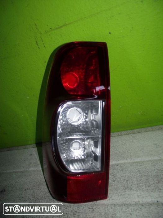 Farolim de Trás Esquerdo Isuzu D-Max - 2006 / 2013 - FR885