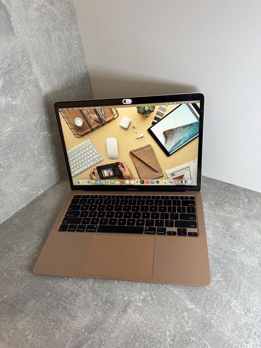 Macbook Air 13 2018 i5 8 128 Gb Ssd гарний стан