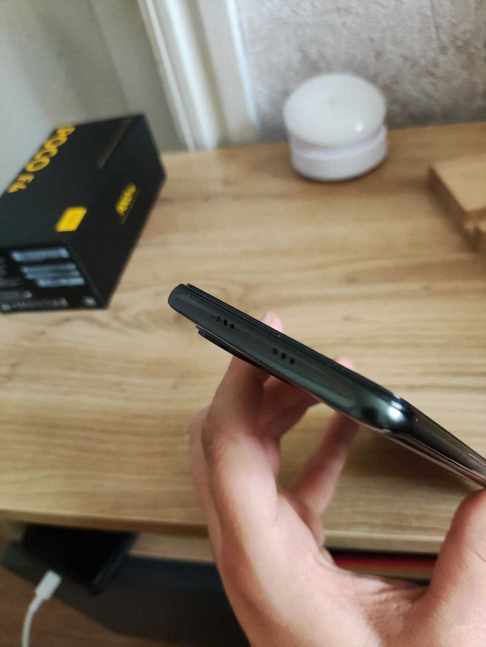 Poco F3 8/256 black