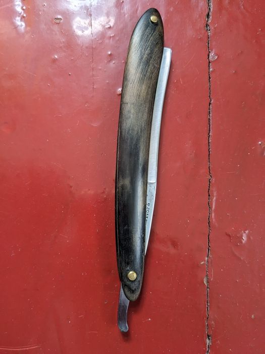 Чудова бритва Joseph Elliot