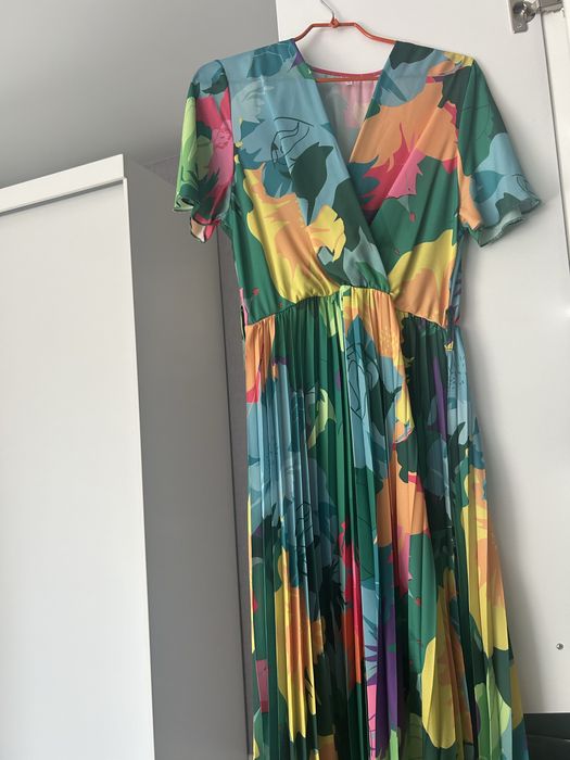 Гарна літня сукня