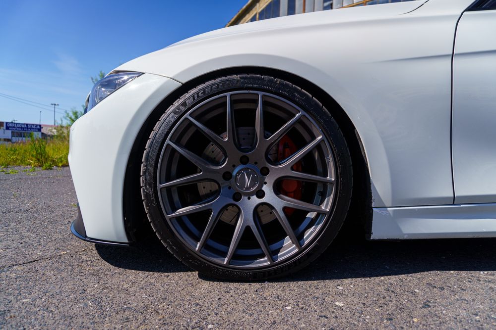 Bmw F30 335i 550 km 800 Nm Akrapovic Perun Dorch Dolot Eventuri Carbon