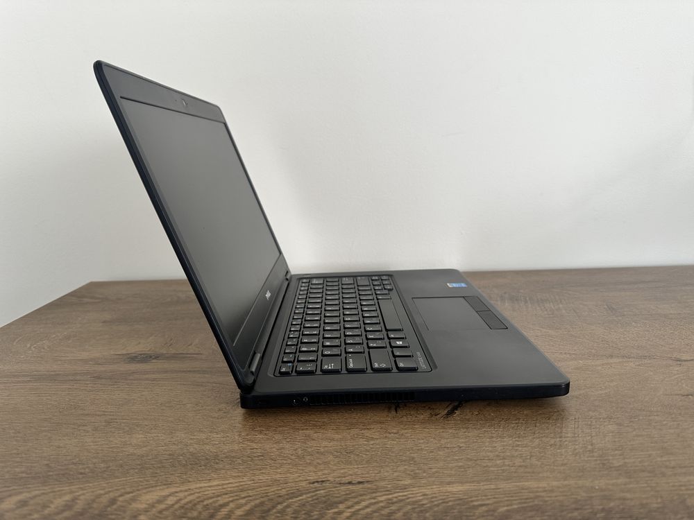 Ноутбук Dell Latitude e5450 p48g / Intel Core i5