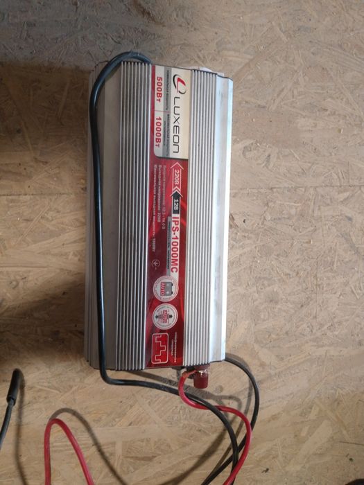 Преобразователь напряжения (инвертор) Luxeon 1000MС