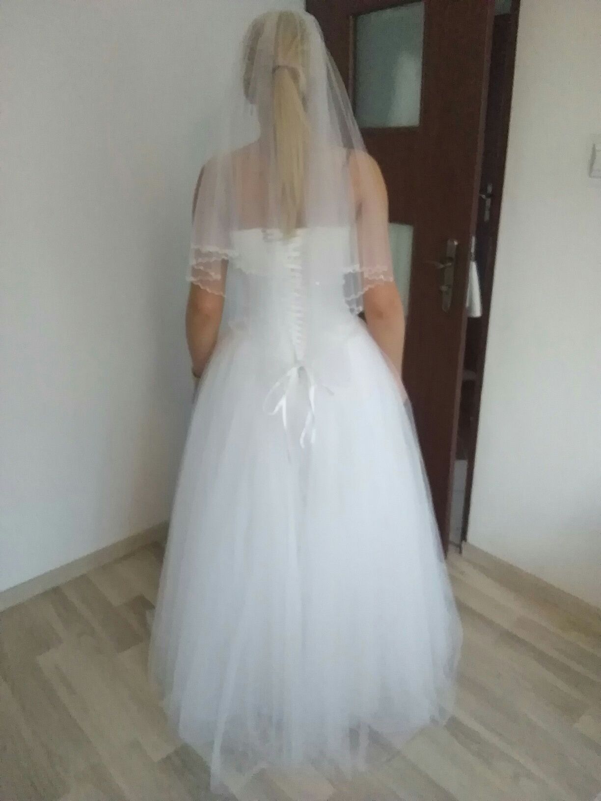 Suknia ślubna, zakupiona w salonie Novia