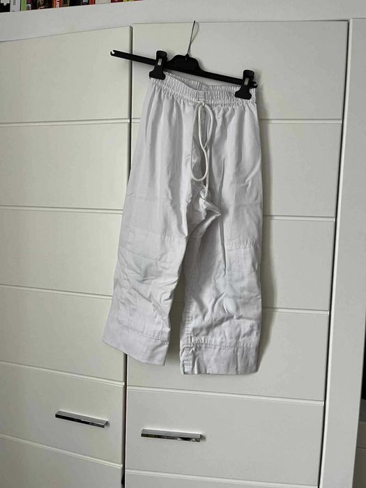 Kimono Decathlon dla dziecka na 130 cm