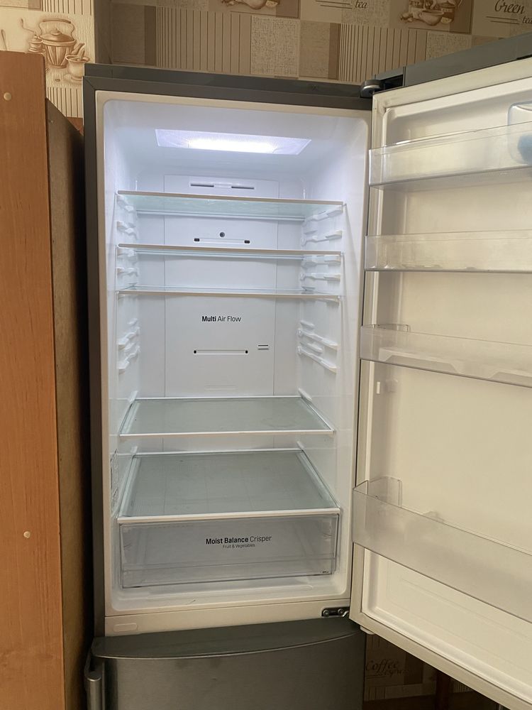 Холодильник LG GA-B499YLUZ