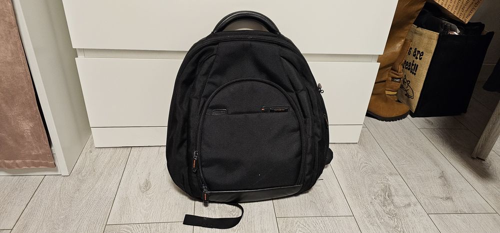 Samsonite plecak sportowy na laptopa do szkoły itp..