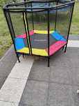 Trampolina mała dla dziecka