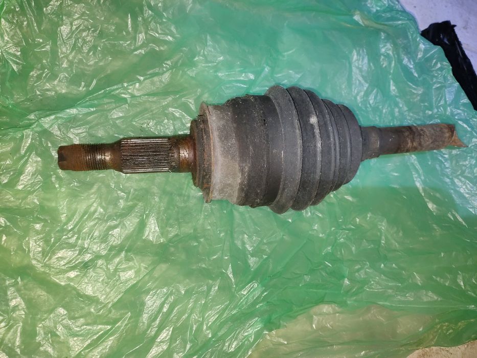 Шрус на Деоо нубіру правий.