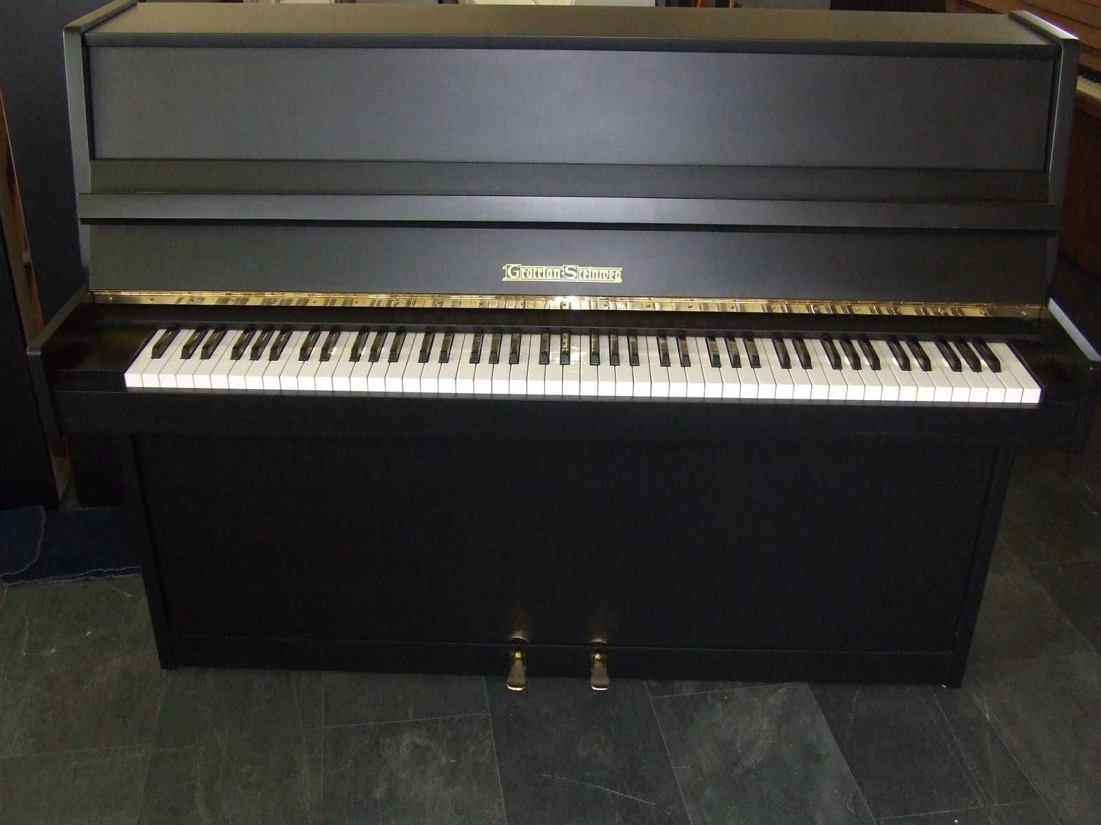 Pianino Grotrian Steinweg mod 110, czarne