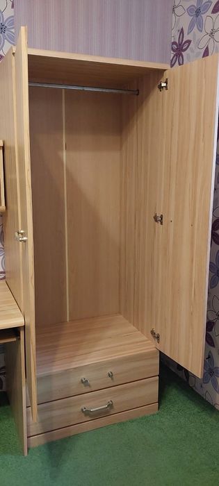 Меблі в дитячу, стінка б/у